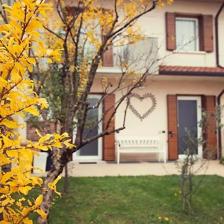 Cosy In D'ezzelino 45 M² With Garden View Apartamento